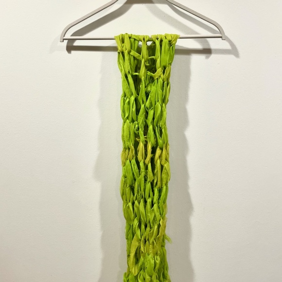 100% Silk Arm Knit Chunky Scarf/ Hand knit accessory/ silk scarf/ Hand knit - Picture 1 of 6